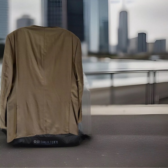 Austin Reed Men’s Tan Solid 3 Button Classic Fit Suit. Excellent condition. - Picture 10 of 11